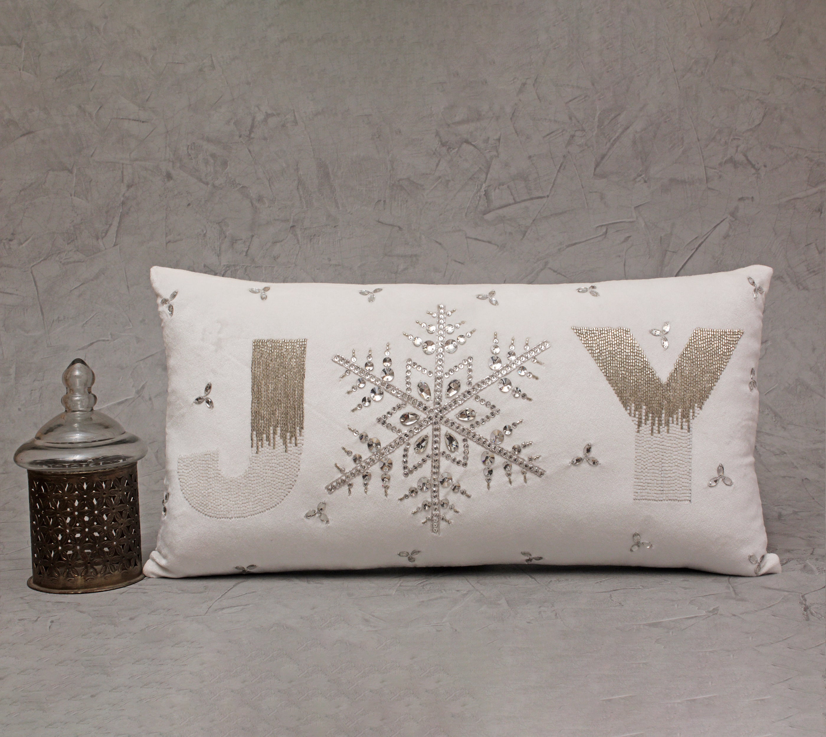 CHRISTMAS Off white Velvet Cushion Cover