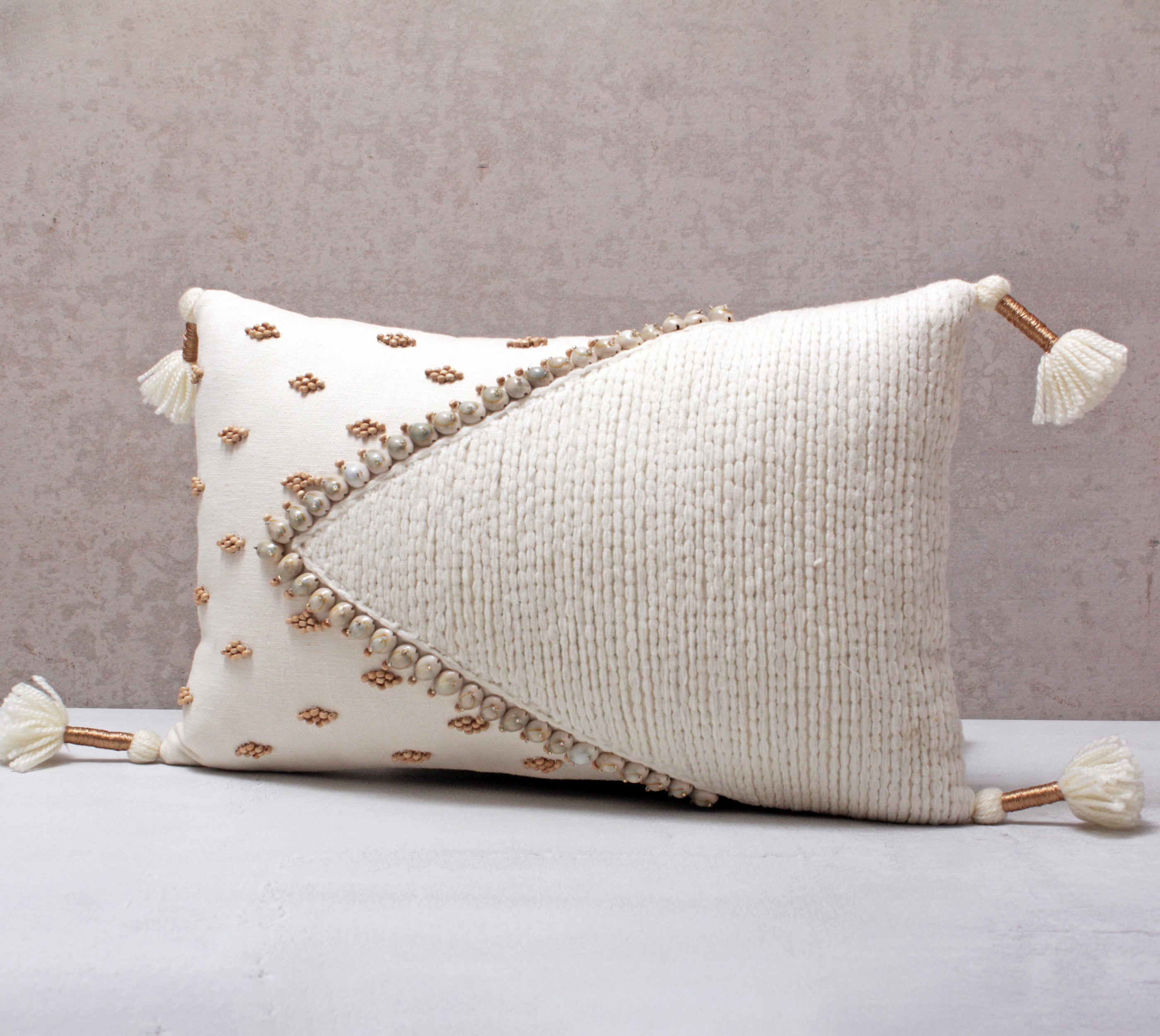 HAZEL Off-white Cotton  Cushion Cover