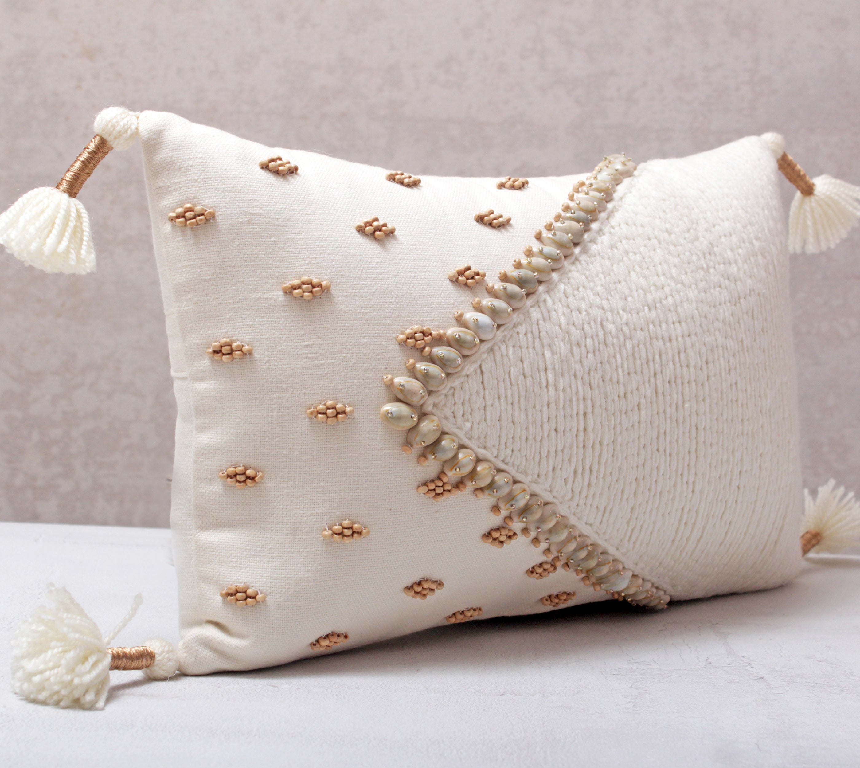 HAZEL Off-white Cotton  Cushion Cover