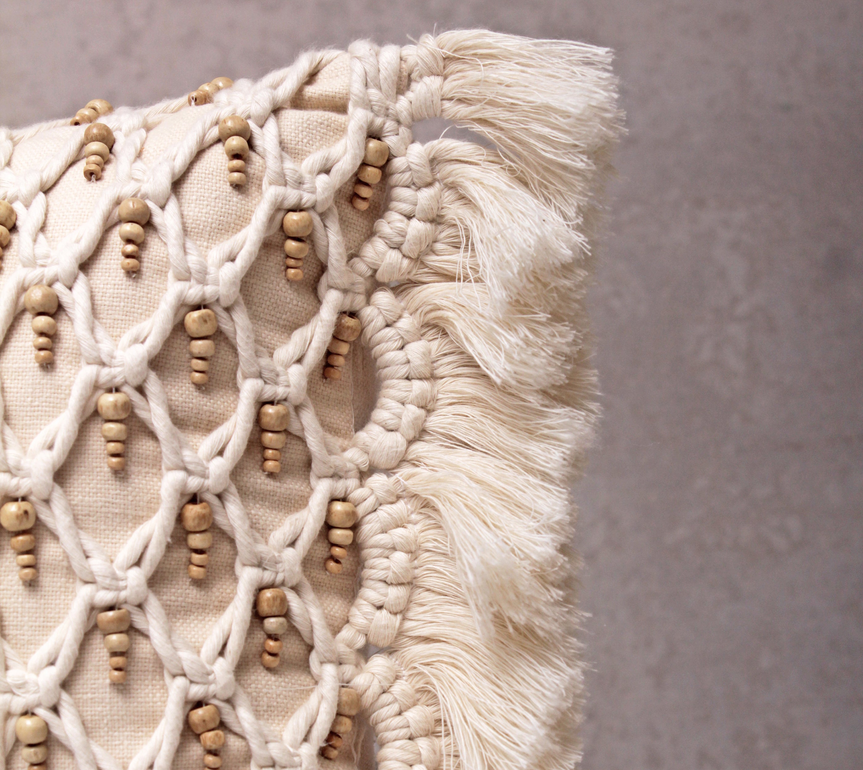 FREYA Off-white Macrame Cotton Cushion Cover