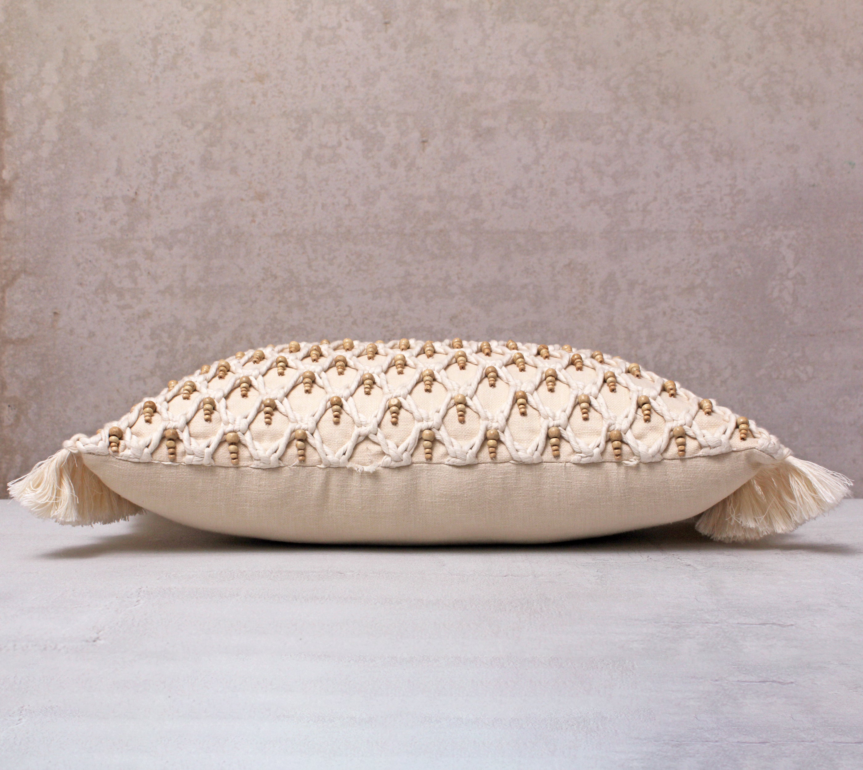 FREYA Off-white Macrame Cotton Cushion Cover